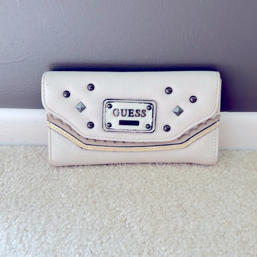 Guess Wallet